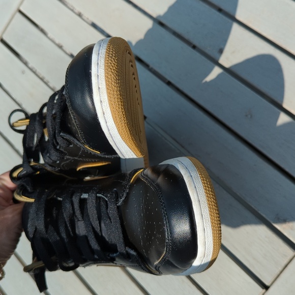 Nike Jordan Retro 1 5.5Y/7W - Picture 8 of 11
